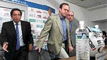 <b>FUTURO</B>. Pardeza tiene claro que deben asegurarse la continuidad de Cani en el Zaragoza.