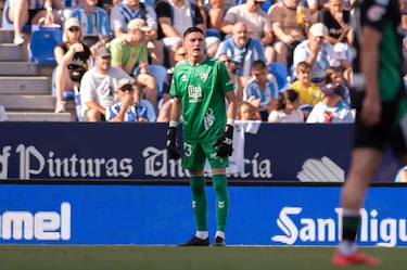 Alfonso Herrero: “Carlos López me ha hecho mejor portero”