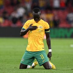 Mabil muestra su mejor versión con Australia