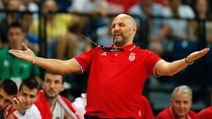 Serbia&#039;s head coach Aleksandar Djordjevic gestures during the 2016 FIBA World Olympic Qualifying semi final basketball match between Serbia and Czech Republic at the Kombank Arena in Belgrade on July 8, 2016. / AFP PHOTO / PEDJA MILOSAVLJEVIC