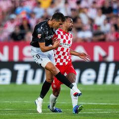 Yangel se queda en Girona