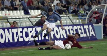 El de Moaña asiste embobado a un partido de Copa de la UEFA entre el Celta y el Roma