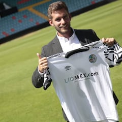 El Salamanca destituye a Cortés, su tercer entrenador del año