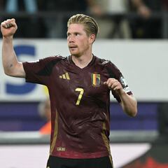 De Bruyne y Doku pasan por encima de Kazajistán