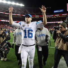 What do the Lions need in week 18 to win the NFC North title?