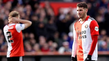 ROTTERDAM, NETHERLANDS - FEBRUARY 5: Santiago Gimenez of Feyenoord  during the Dutch Eredivisie  match between Feyenoord v PSV at the Stadium Feijenoord on February 5, 2023 in Rotterdam Netherlands (Photo by Pim Waslander/Soccrates/Getty Images)