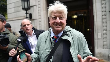 El padre de Boris Johnson pide la nacionalidad francesa para seguir unido a Europa