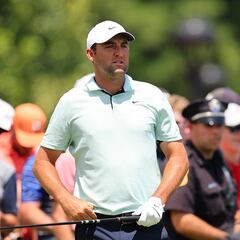 Scheffler afianza su liderato y se aleja más de Rahm