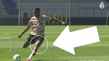 Vinicius y su increíble estado físico en los entrenamientos