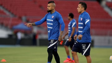 La formación que prepara Chile para el duelo con Perú