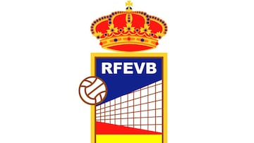 Habr¨¢ descensos en la Liga femenina y no en la masculina