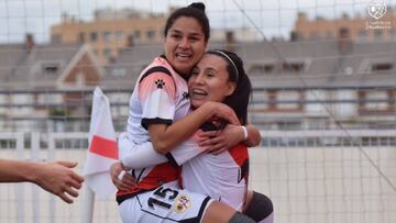 Orian Altuve y Camila, del Rayo Vallecano.