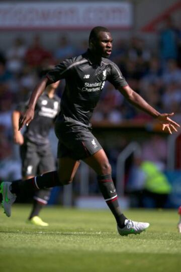 Christian Benteke pasó del Aston Villa al Liverpool por una cifra cercana a los 46,5 millones de euros.  