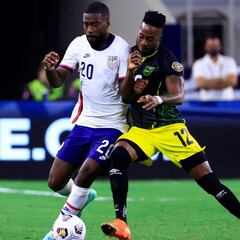 Moore se mete en las semifinales de la Copa Oro