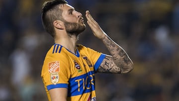 Tigres volvió  a la senda del triunfo de la mano de su jugador referente: André-Pierre Gignac. Los felinos se impusieron 2-0 al Atlas con un doblete del atacante francés en el Volcán. Una vez más, el ex del Marsella ha cargado con la ofensiva del cuadro felino y llegó a cinco anotaciones este semestre. De esta manera ya es el tercer mejor goleador del torneo por debajo únicamente de  Carlos González y Djaniny Tavares.