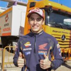 "¿Una foto con Rossi y Lorenzo? Ojalá se vea en el podio"