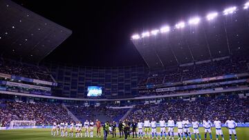 Protocolo during the 14th round match between Cruz Azul and Pumas UNAM as part of the Liga BBVA MX, Torneo Clausura 2025 at Cuauhtemoc Stadium, on April 05, 2025 in Puebla, Mexico.