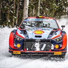 Neuville se destaca en la nieve