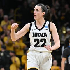 Caitlin Clark firma con Nike