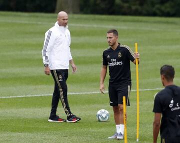 Hazard | Zidane keen to have his new star firing soon.