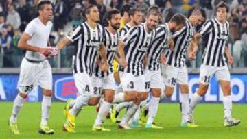 Los Jugadores del Juventus celebran su victoria ante el Catania.