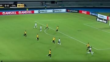 Era la primera jugada de Damián Pizarro en Copa Libertadores y respondió así