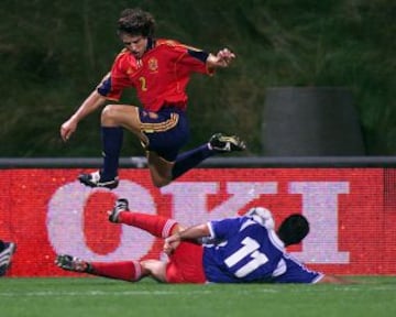 Puyol durante el partido clasificatorio para el Mundial de Corea y Japón de 2002 contra Liechtenstein.