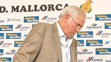<b>SIN RENCOR.</b> Luis se despidió del Mallorca.