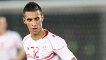 <b>ESTRENO. </b>Kader jugó 70 minutos ante Egipto. Arriba, con su hermano Habib, que ahora juega en Lyon.