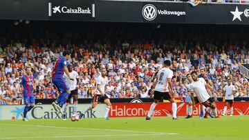 El Comité de Árbitros cree legal el 0-1 de Messi en Valencia