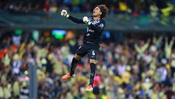 Memo Ochoa's first victory with America is against Chivas