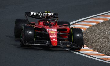 Carlos Sainz acabó por delante de Charles Leclerc. El madrileño se clasificó sexto.