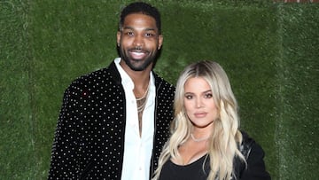 Tristan Thompson es captado con una mujer misteriosa en Grecia mientras se encuentra esperando otro bebé con Khloé Kardashian. Aquí los detalles.