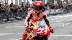 La exhibición de Marc Márquez en la Gran Vía de Madrid