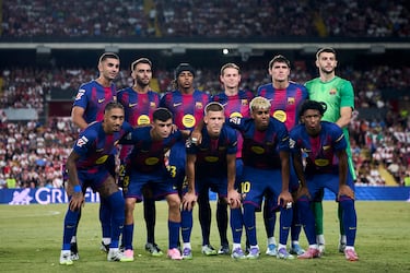 Valor de mercado de los canteranos: 563 millones de euros. | La cantera del primer equipo blaugrana es la más cara de LaLiga. Eric García, Gavi, Alejandro Balde, Lamine Yamal, Fermín López, Pau Cubarsí, Dani Olmo, Marc Casadó y Marc Bernal.