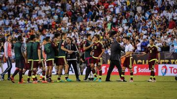 ¡Roban las maletas a varios miembros de la Vinotinto en el aeropuerto de Venezuela!