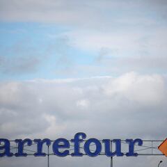 Carrefour compra 47 tiendas Supercor al Corte Inglés