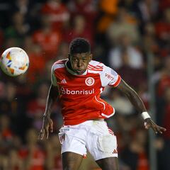 El Betis aprieta por Vitao