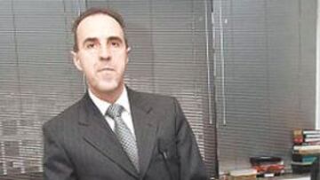 <b>A LA ESPERA. </b>Ribeiro está pendiente de lo que resuelva la FIFA.