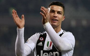 Roma boss Di Francesco wary of Cristiano threat