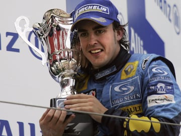 Raikkonen, que empezaba a establecerse como gran rival por el t赤tulo, fall車 cuando la suspensi車n de su McLaren quebr車 en la recta de Nurburgring. Alonso tomaba una c車moda ventaja con este quinto triunfo por delante de Heidfeld (BMW) y Barrichello (Ferrari).