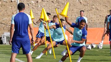 Savic, Llorente, Hermoso y Lino en una sesión rojiblanca esta pretemporada.