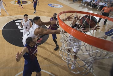 Pierre Oriola, Walter Tavares y anthony Randolph.