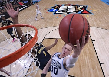 Donte DiVincenzo.