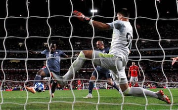 Bayern Munich's Renato Sanches beats Benfica's Odisseas Vlachodimos.