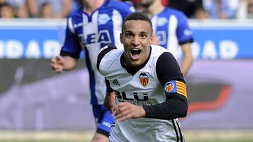 Rodrigo celebra el tanto en Vitoria.