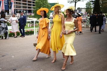 En el hipódromo de Ascot, ciudad al sur de Inglaterra, donde se celebra la tradicional y pintoresca carrera de caballos con la presencia de la familia real británica.