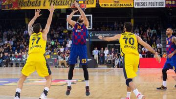 Mirotic, durante el partido