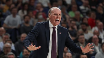 El entrenador del Baskonia, el montenegrino Dusko Ivanovic,, durante el primer partido de los playoff de cuartos de final de la Euroliga ante el Real Madrid, que se disputa este martes en el Wizink Center de Madrid.