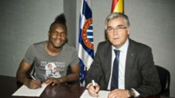 Thievy, junto al presidente Joan Collet.